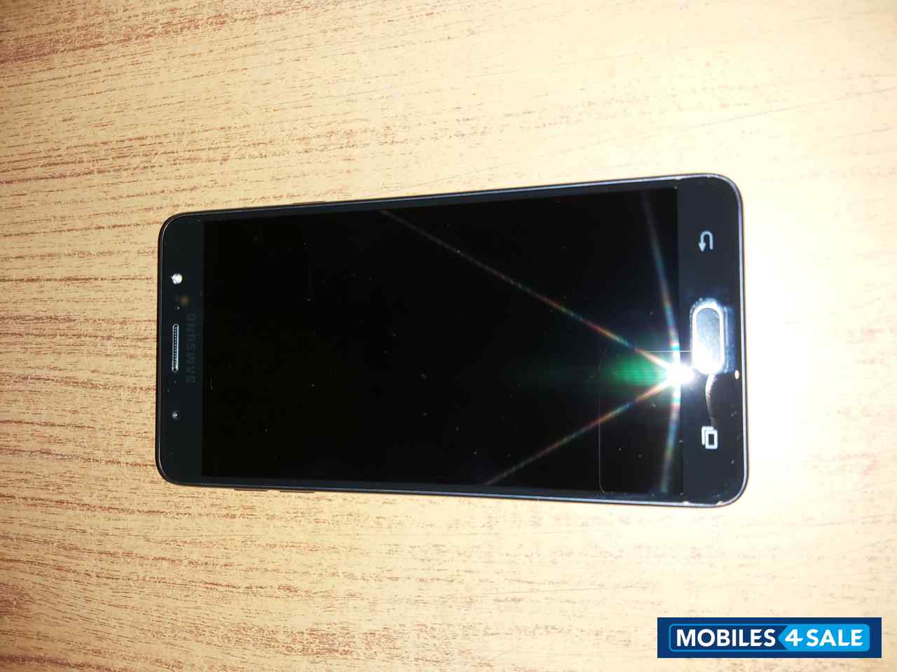 Samsung Galaxy J7 Max