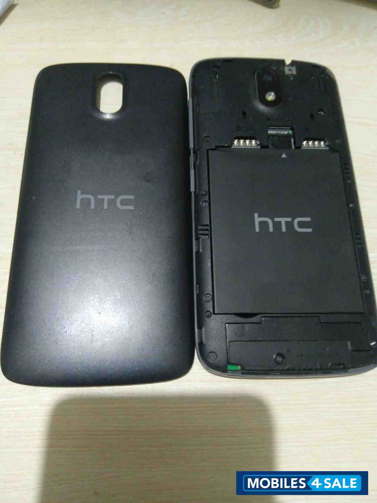 HTC  Desire 326g