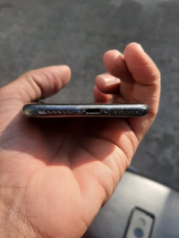 Black Apple iPhone 7