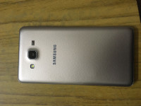 Gold Samsung  Galaxy On7