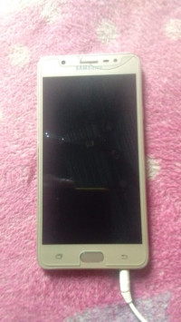Samsung  J7 मैक्स