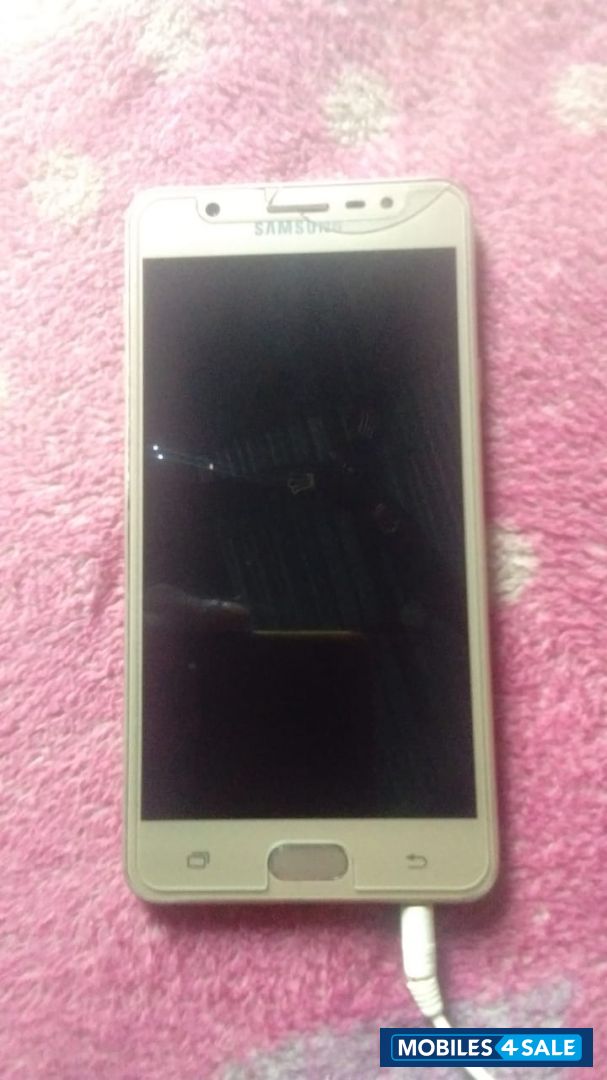 Samsung  J7 मैक्स