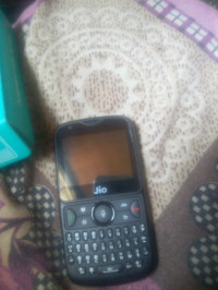 Jio  JIO phone 2-F300B black