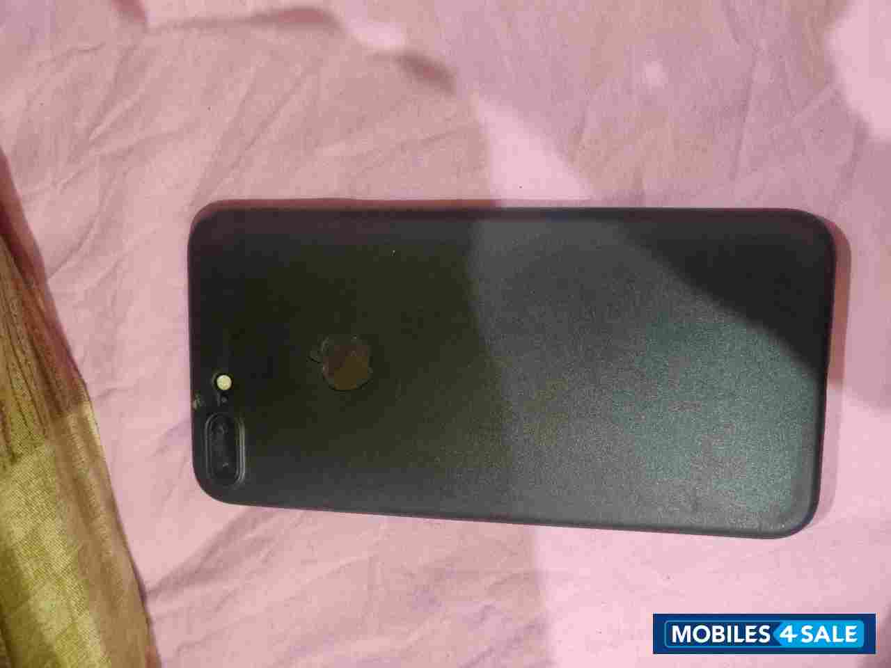 Apple  iPhone 7 plus