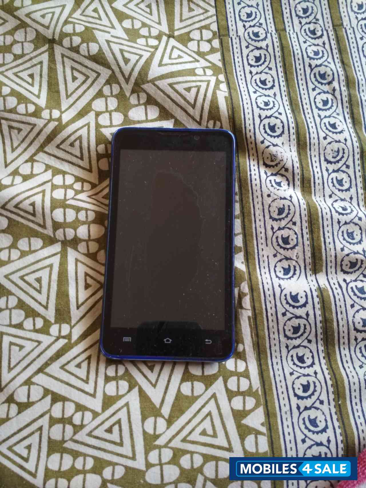 Micromax  Canvas Viva A72