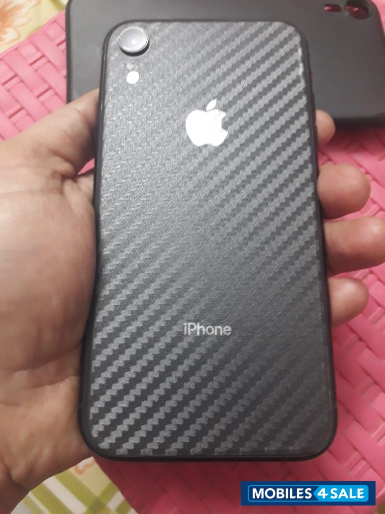 Black Apple  IPhone XR 128