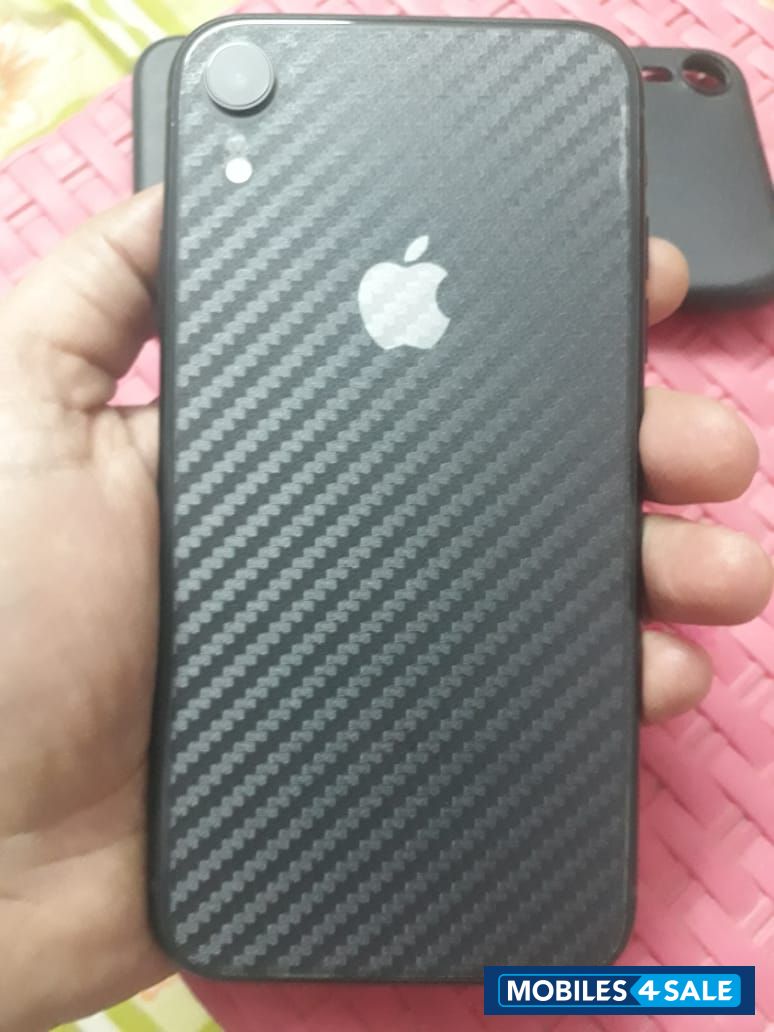 Black Apple  IPhone XR 128