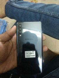 Black Samsung  Galaxy a7