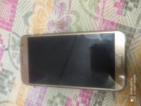 Samsung  J7