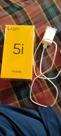 Realme  5i