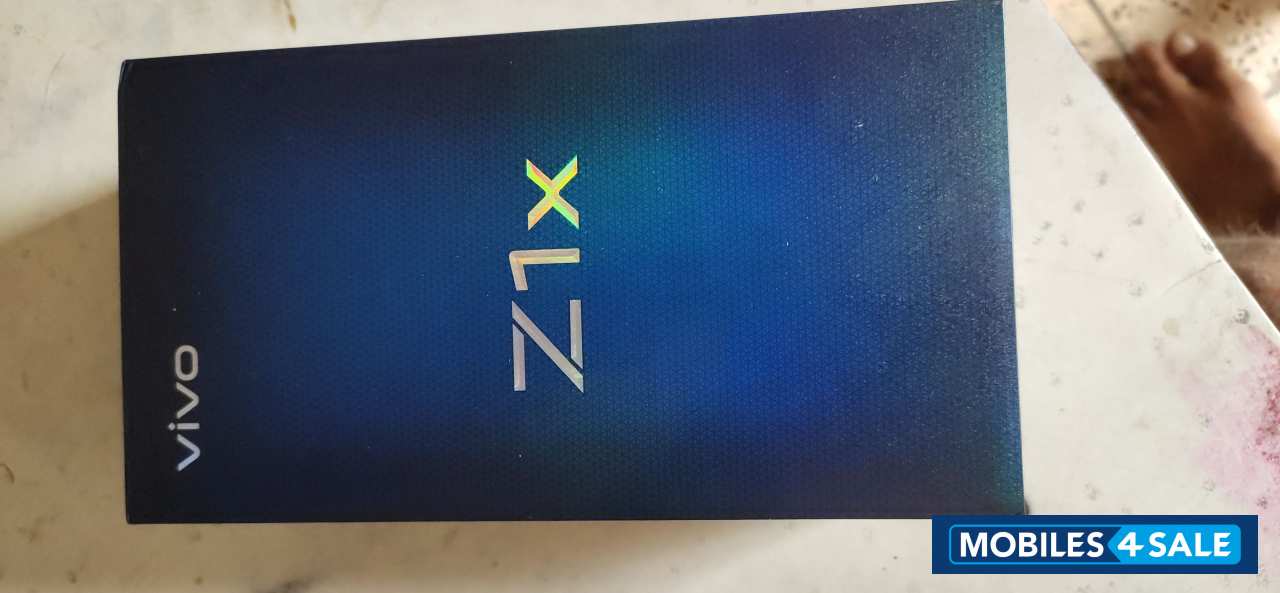 Vivo  Z1X