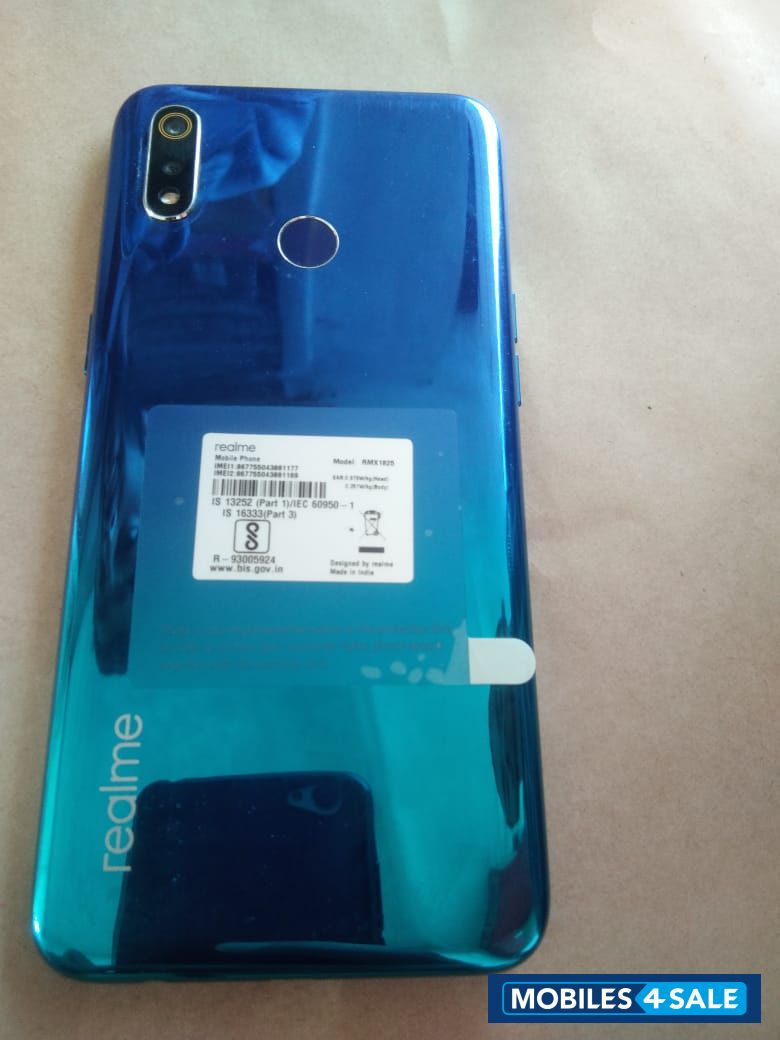 Realme  3