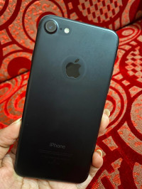 Black Apple iPhone 7