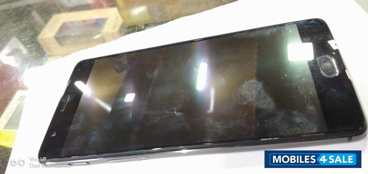 Grey OnePlus  One plus 3t