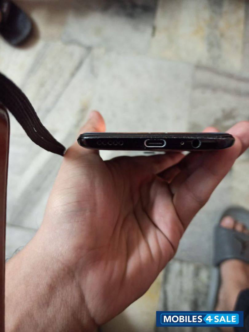 OnePlus  One plus 6 8gb ram 128 gb