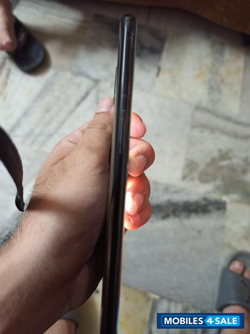 OnePlus  One plus 6 8gb ram 128 gb