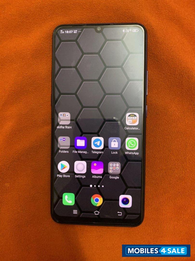 Vivo  z1x