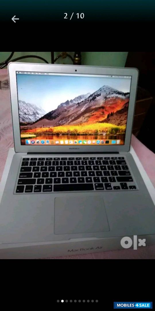 Apple  MacBook Air
