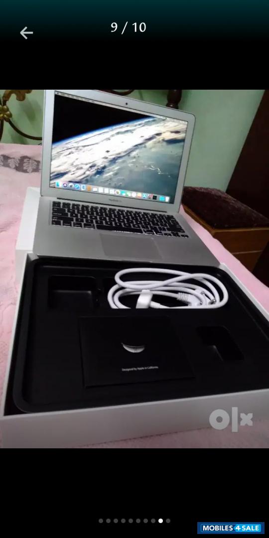 Apple  MacBook Air