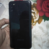 Black Samsung Galaxy M21 6GB / 128GB