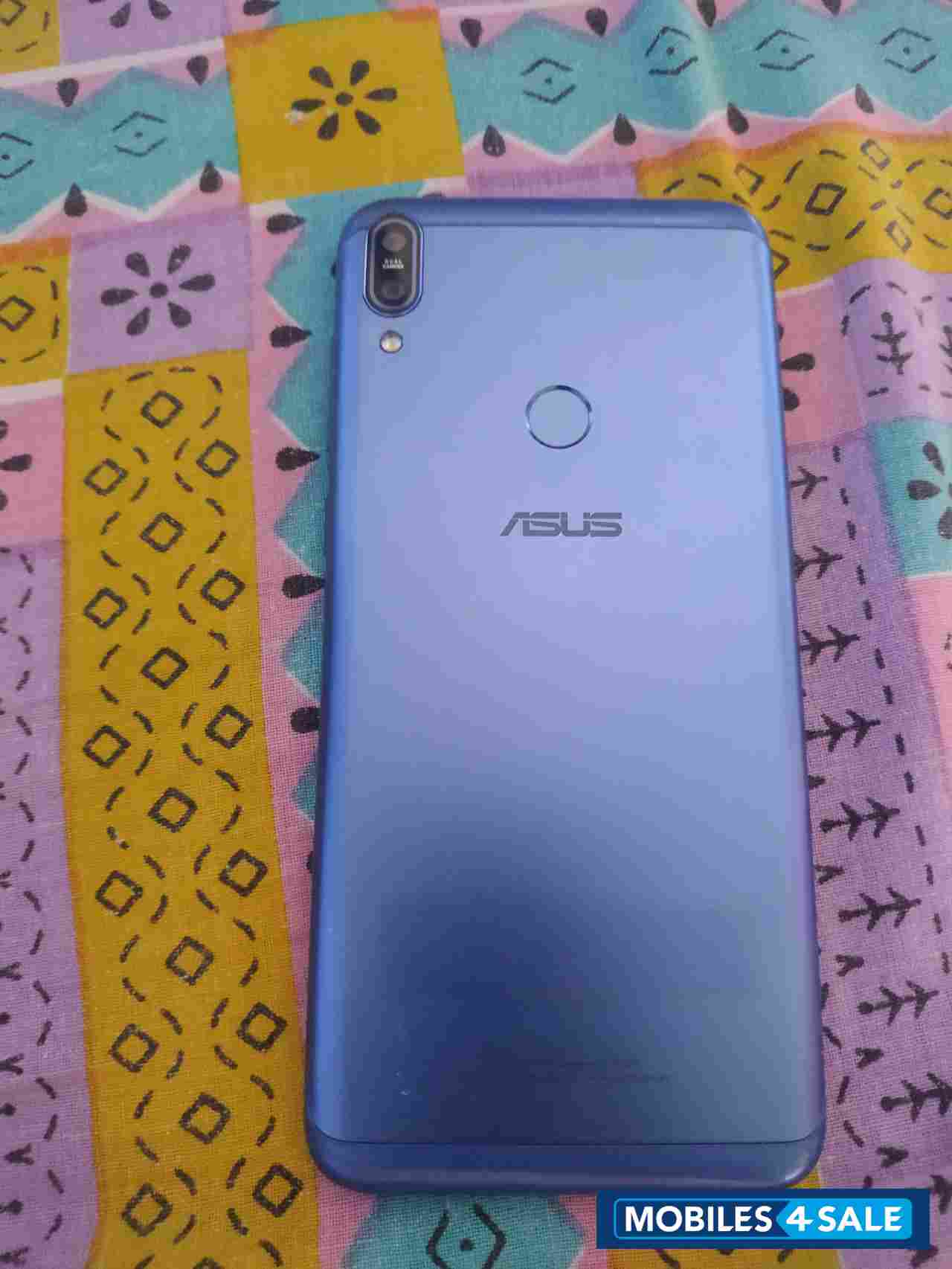 Blue Asus  Max pro M1