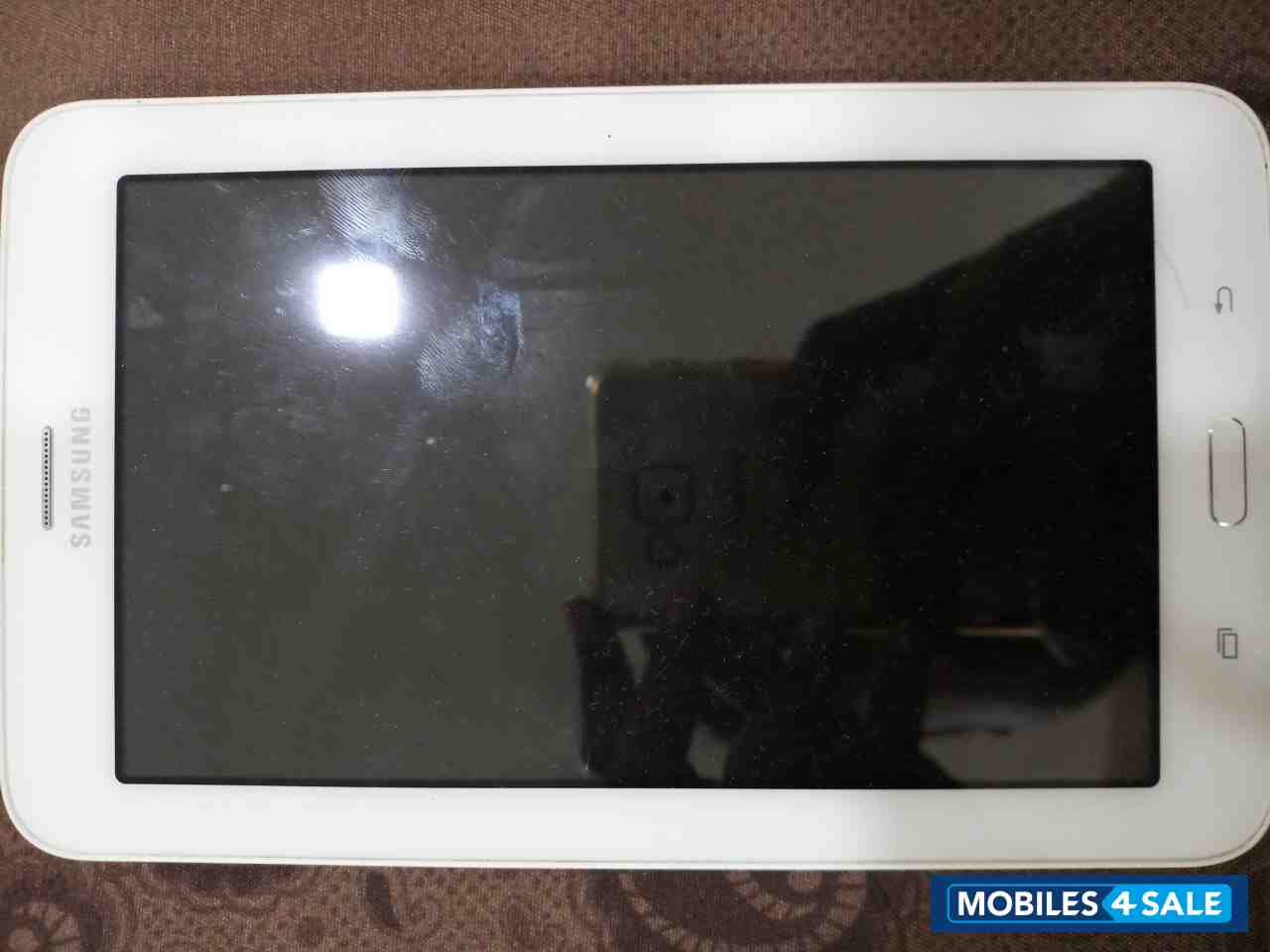White Samsung Galaxy Tab 3 V