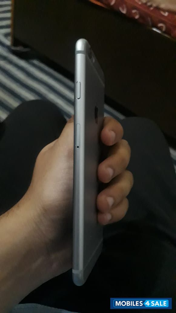 Apple Iphone 6s plus