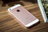 Rose Gold Apple iPhone SE