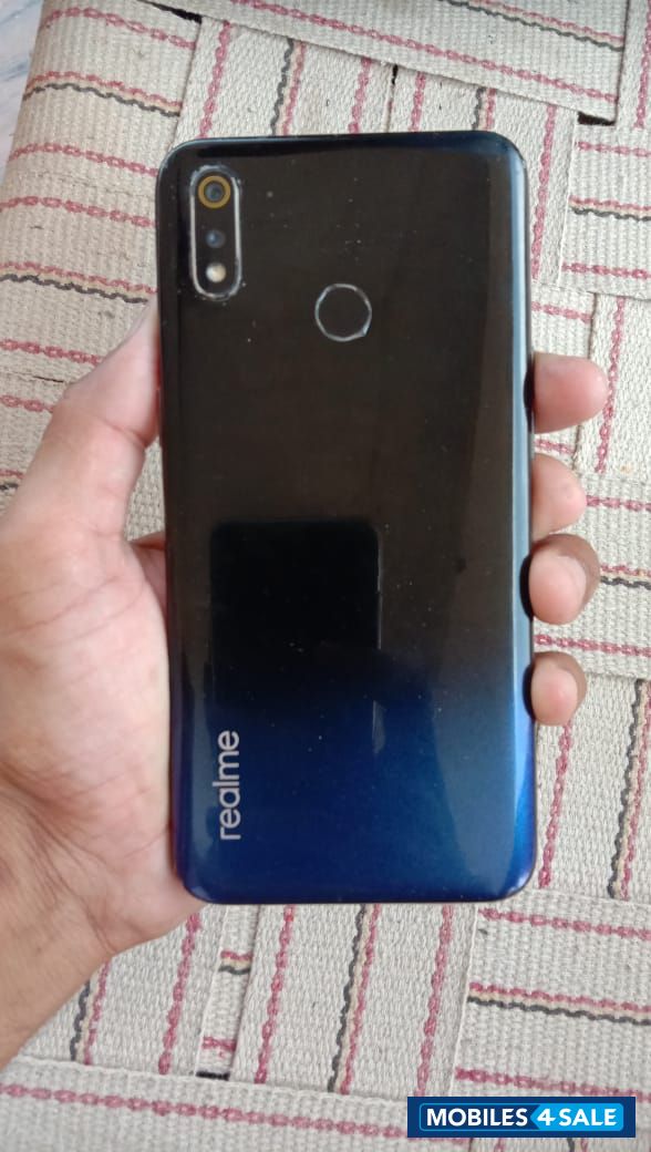 Realme  3