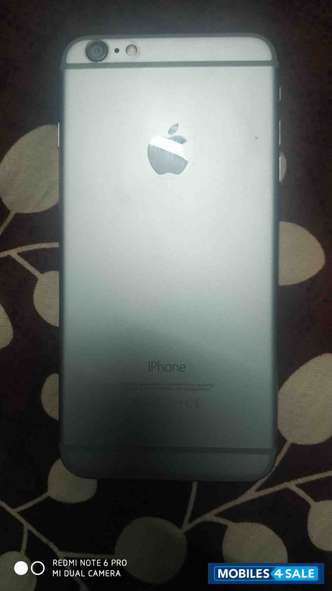 Apple  6 Plus 64 GB