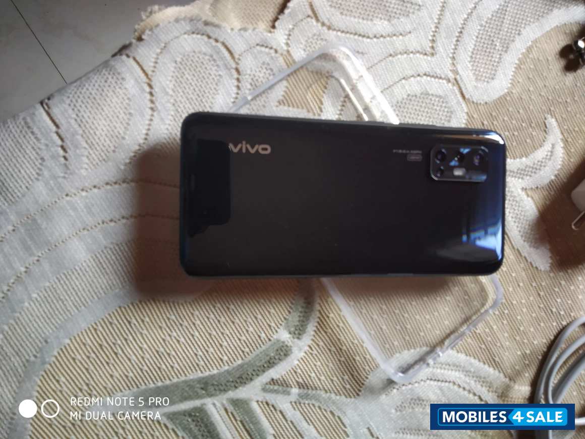 Vivo  V 17