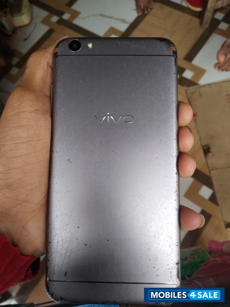 Vivo V5