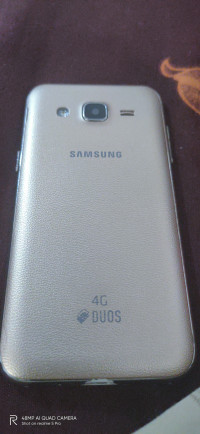 Gold Samsung  Galaxy j2