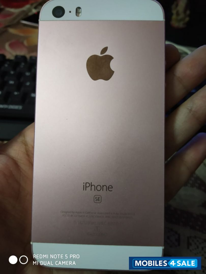 Apple  iPhone SE