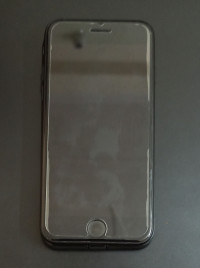 Black Apple  Iphone SE 2020