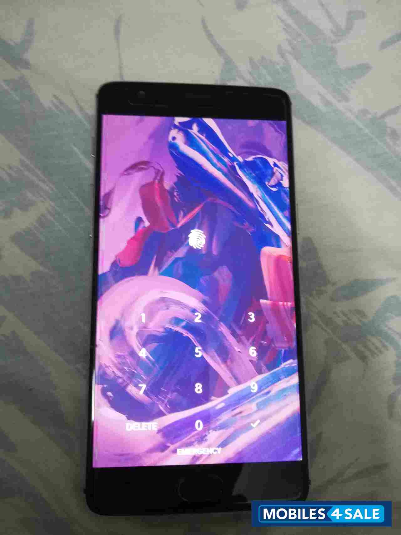 Silver OnePlus 3