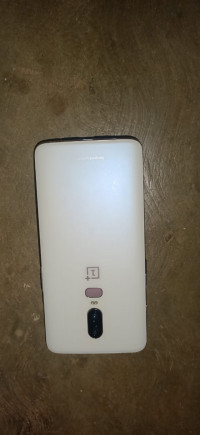 White OnePlus