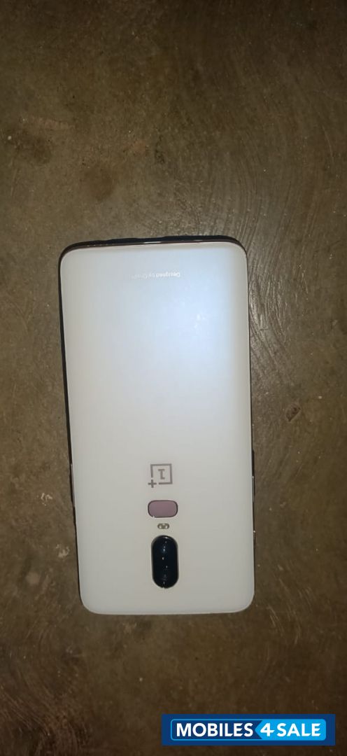 White OnePlus