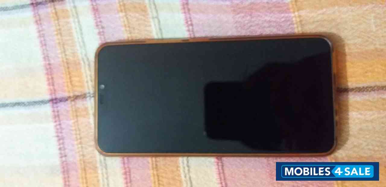 Black Vivo  vivo y 81