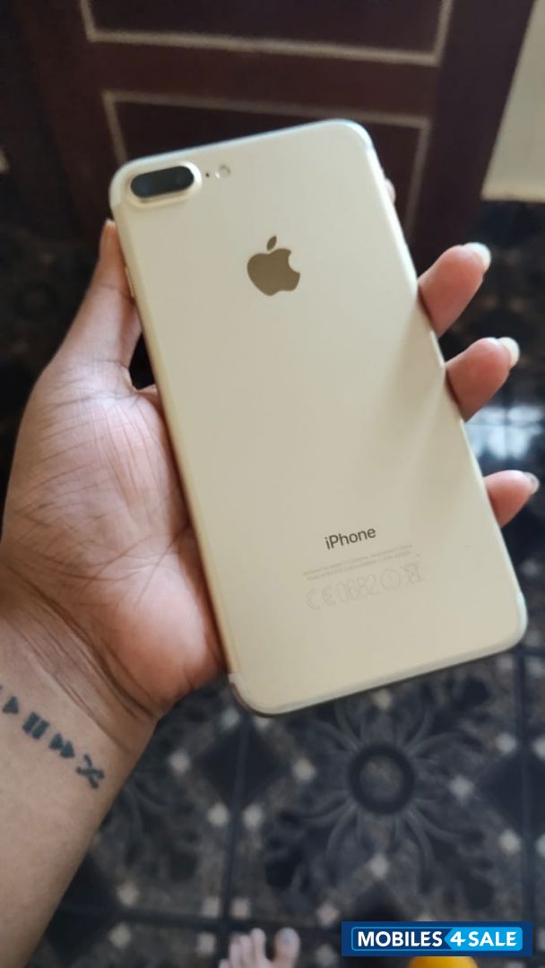 Apple  7 plus