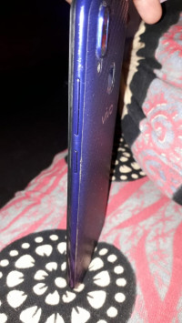 Blue Vivo Y-series Y95