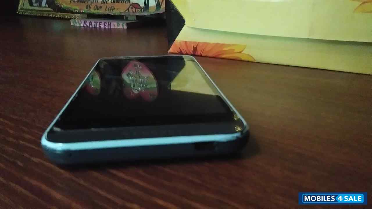 HTC  Desire 620g dual sim