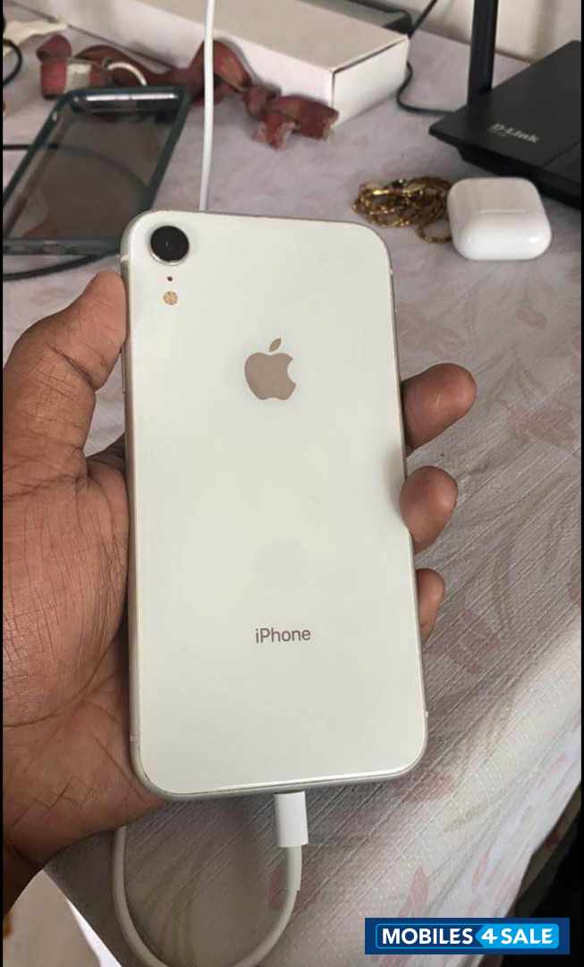 Apple  I phone xr