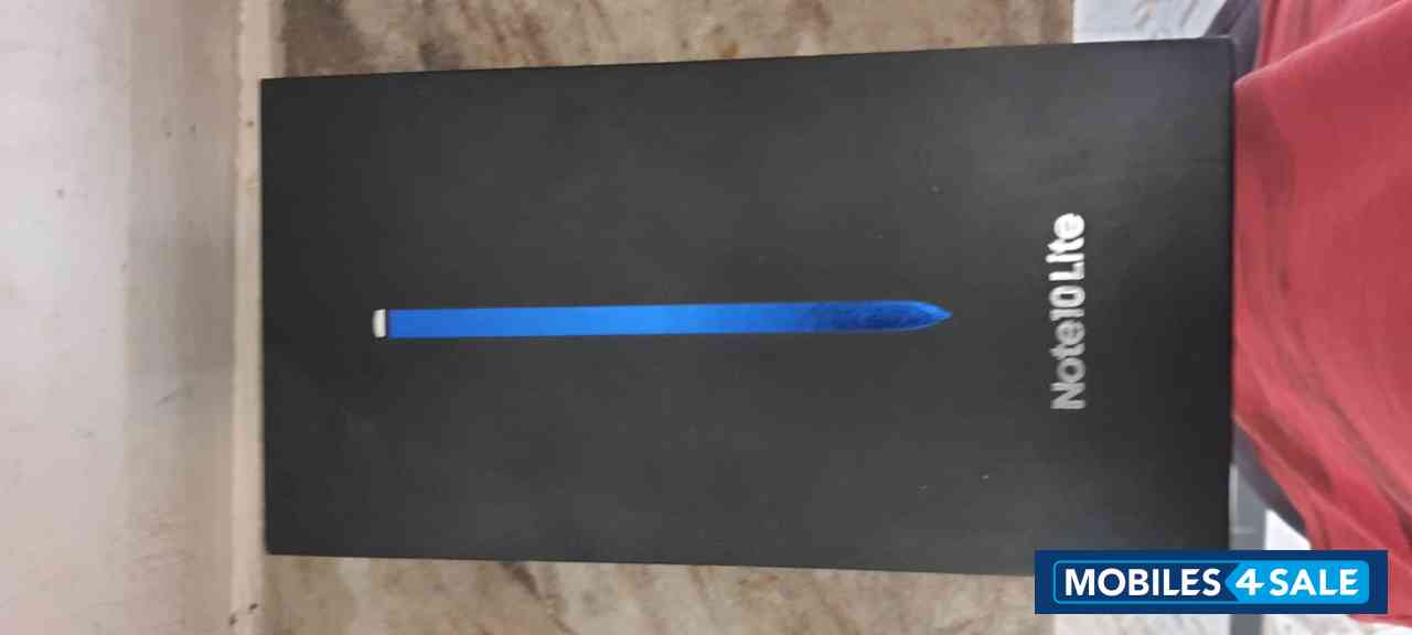 White Samsung  Galexy note 10 lite