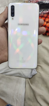 Samsung  Galaxy A70