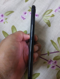 Jet Black Apple  iphone 7 128 GB  Black