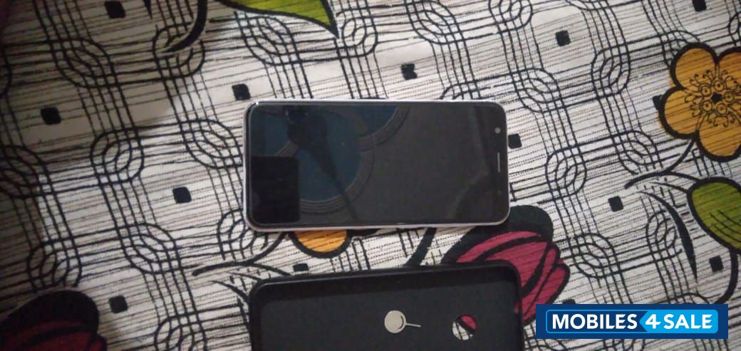 Asus  zenfone max pro m1