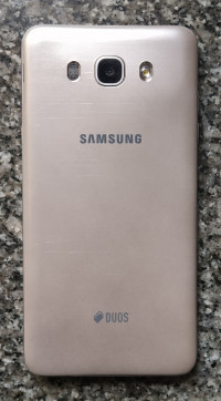Gold Samsung  Galaxy J7 2016