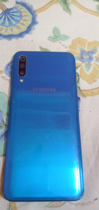 Samsung A50