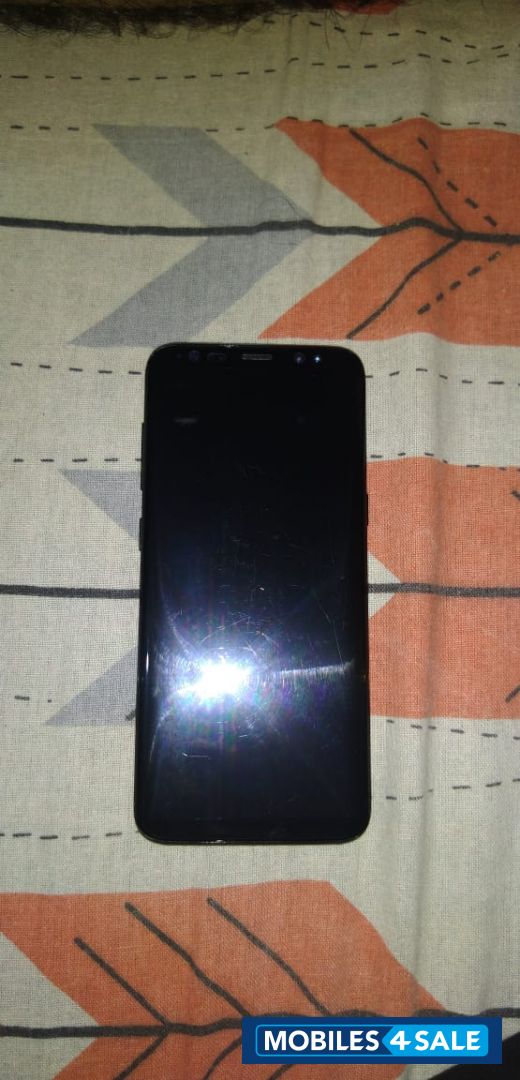 Black Samsung  Galaxy s8